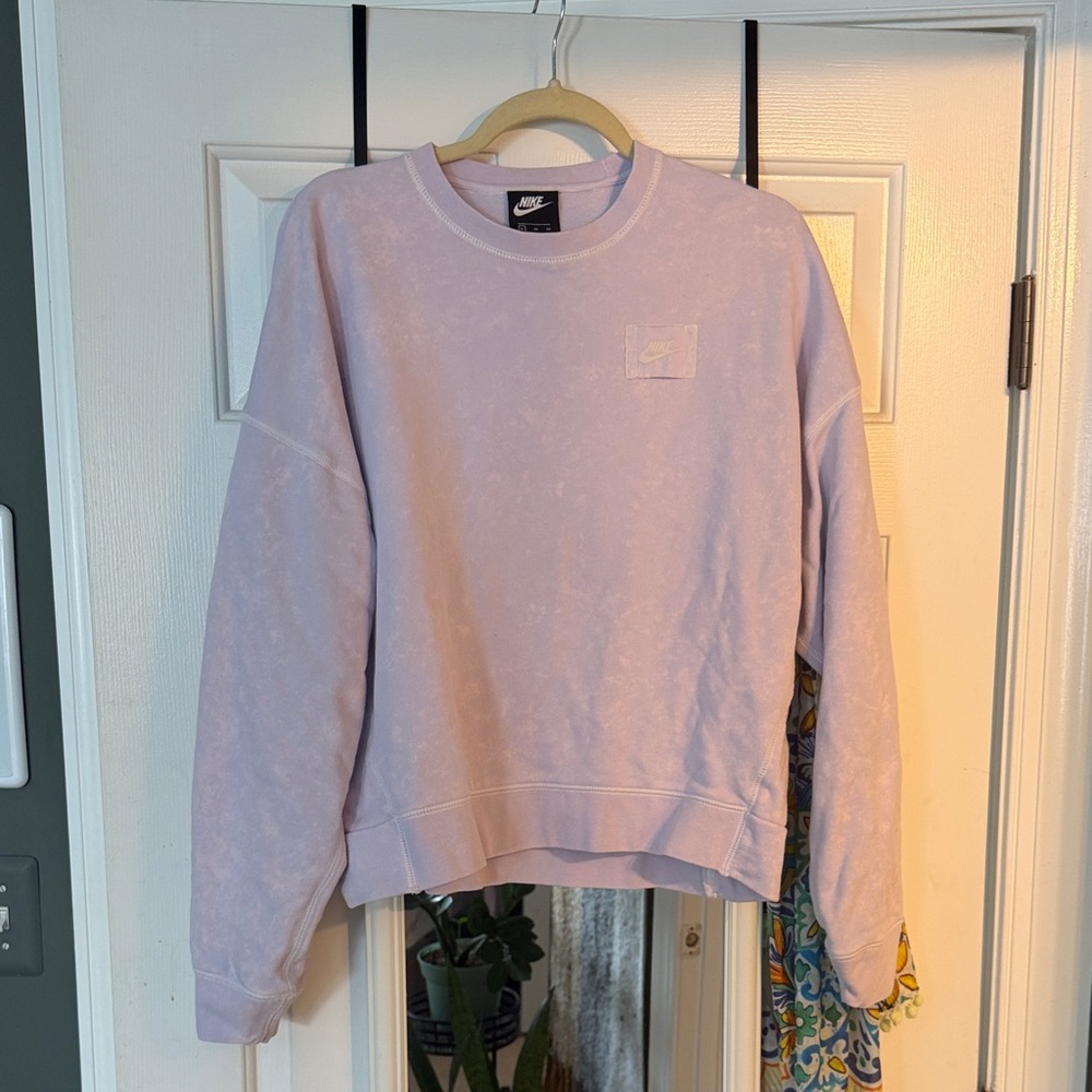 Nike Women's Light Purple Crew Neck Sweater